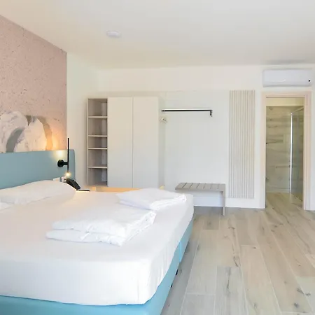 Szálloda Marina Palace 4 Stelle S 4*
