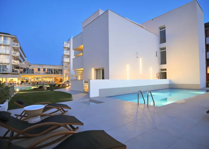 Otel Marina Palace 4 Stelle S