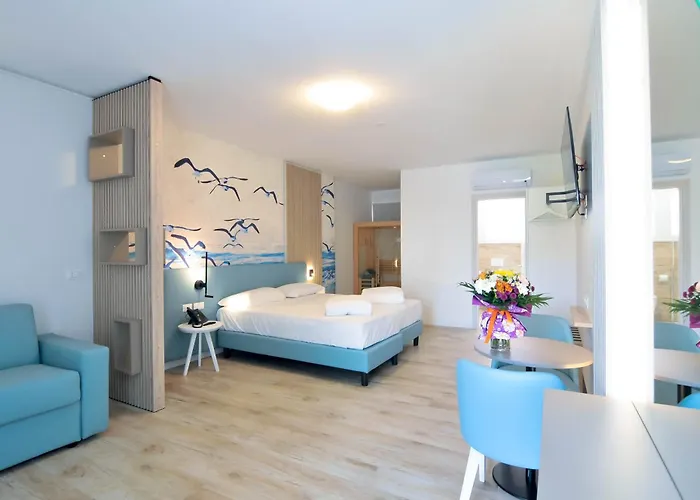 Marina Palace 4 Stelle S 4*
