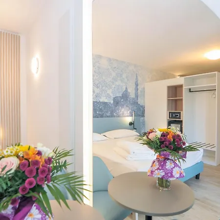 Hotell Marina Palace 4 Stelle S 4*