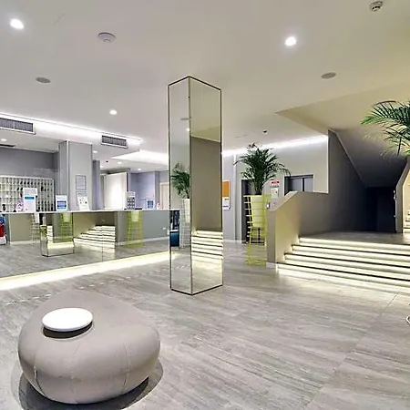 فندق Marina Palace 4 Stelle S كاوْرلي