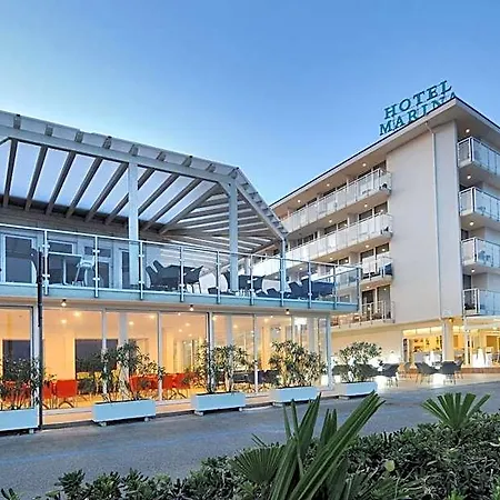 Marina Palace 4 Stelle S فندق 4*