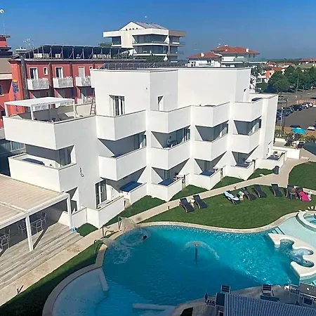 Marina Palace 4 Stelle S Szálloda